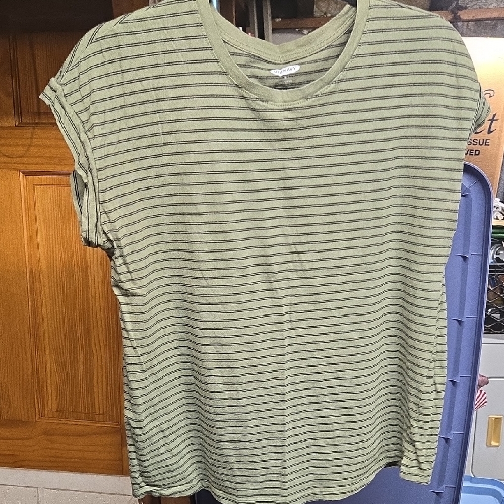 Old Navy Green Striped Short Sleeve Tee